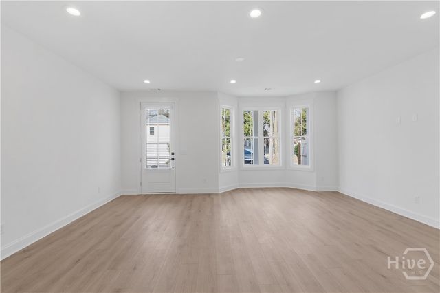 1211 E 34th Street, Savannah, GA 31404