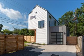 2717 E 3rd ST B, Austin, TX 78702
