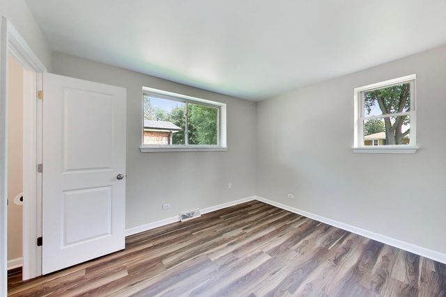 14340 Kostner Avenue, Midlothian, IL 60445