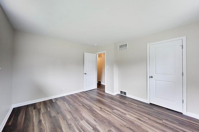 14340 Kostner Avenue, Midlothian, IL 60445