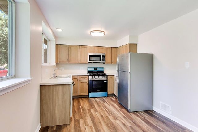 14340 Kostner Avenue, Midlothian, IL 60445