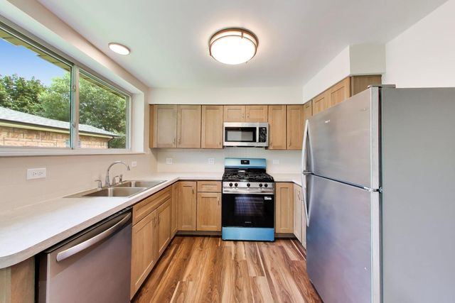 14340 Kostner Avenue, Midlothian, IL 60445
