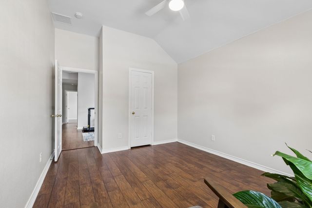 800 Wooded Creek Lane, Mckinney, TX 75071