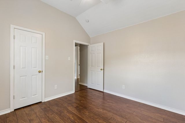 800 Wooded Creek Lane, Mckinney, TX 75071