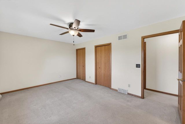 137 Lynne Trail, Oregon, WI 53575