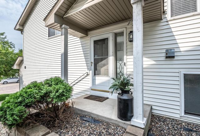 8379 143rd Street W, Apple Valley, MN 55124