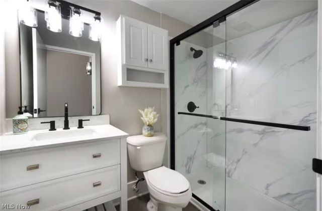 1211 W 9th Street, Cleveland, OH 44113
