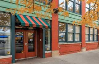 1211 W 9th Street, Cleveland, OH 44113