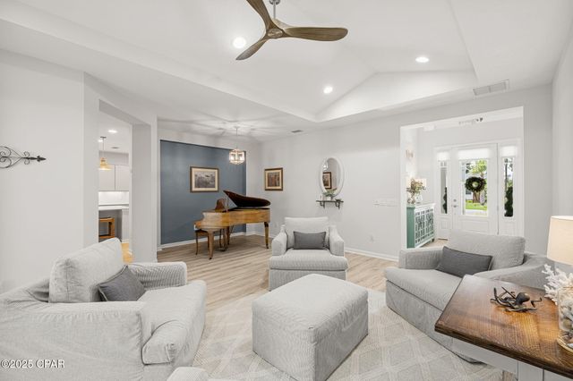 8670 Treasure Past Way, Panama City Beach, FL 32413