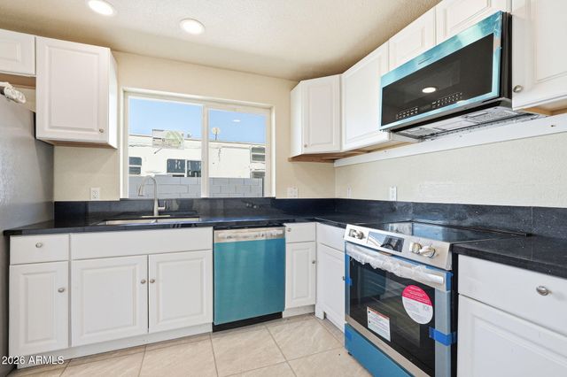 311 N D Street, Eloy, AZ 85131