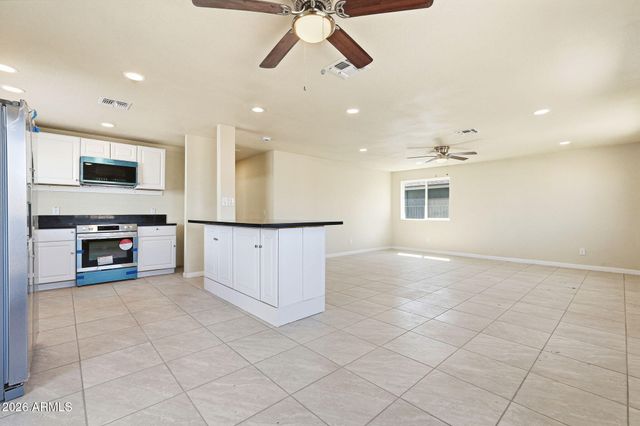 311 N D Street, Eloy, AZ 85131