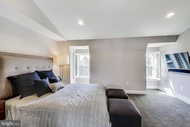 10821 SYMPHONY PARK, North Bethesda, MD 20852