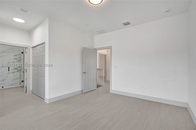 3051-3053 NW 59th St, Miami, FL 33142