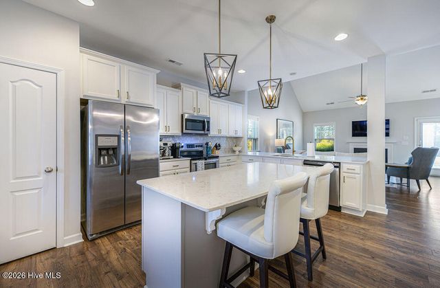 4225 Irwin Drive, Aberdeen, NC 28315