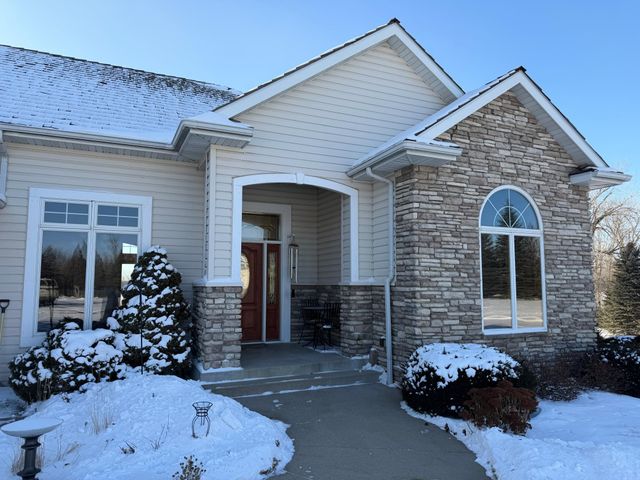 2140 State Highway 23, Lynd, MN 56157