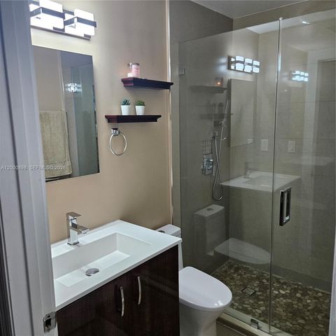 7378 SW 162nd Pl, Miami, FL 33193