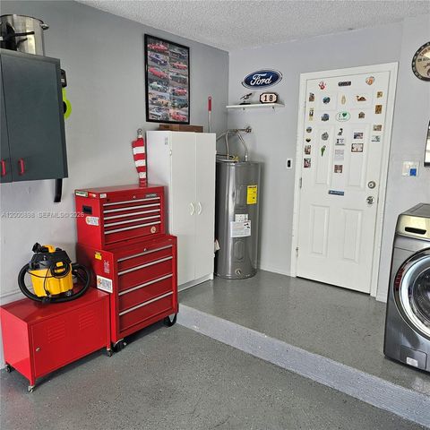 7378 SW 162nd Pl, Miami, FL 33193