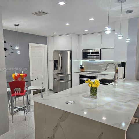 7378 SW 162nd Pl, Miami, FL 33193