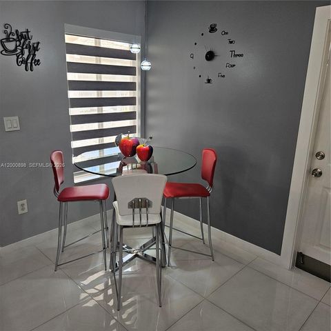 7378 SW 162nd Pl, Miami, FL 33193