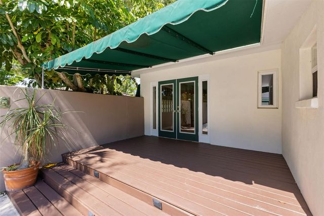 135 ARANDA STREET NE, St Petersburg, FL 33704