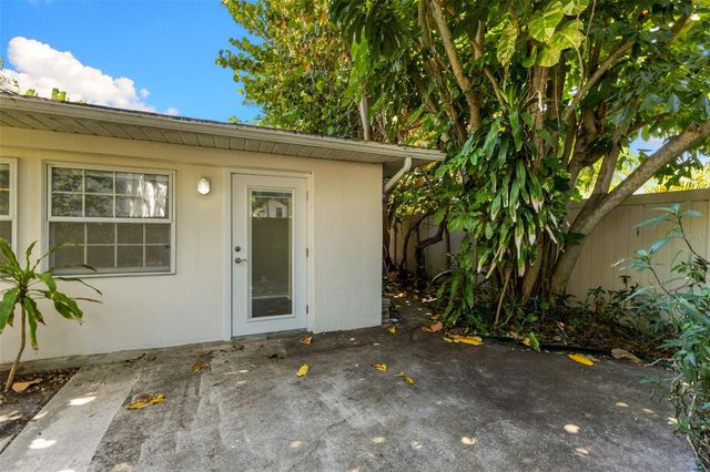 135 ARANDA STREET NE, St Petersburg, FL 33704