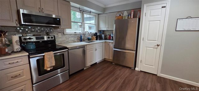 132 13th Avenue, Holtsville, NY 11742