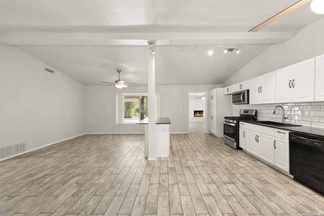 4135 RAMSGATE ST, San Antonio, TX 78230