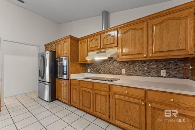 1548 Valencia Drive, Lillian, AL 36549