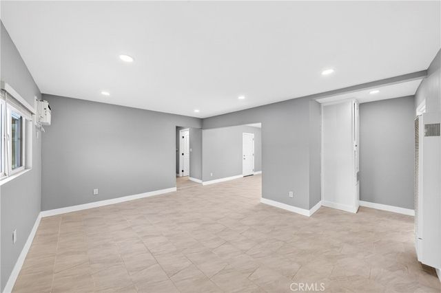 2643 Tenth Street, Riverside, CA 92507