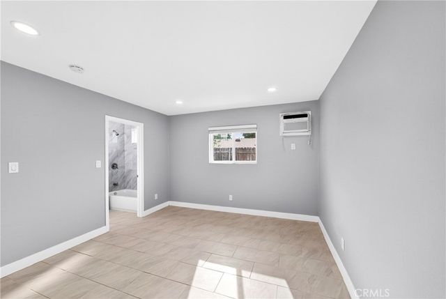 2643 Tenth Street, Riverside, CA 92507