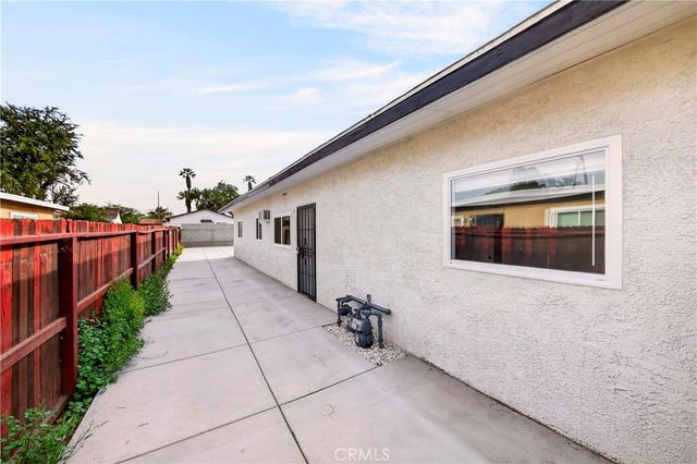 2643 Tenth Street, Riverside, CA 92507