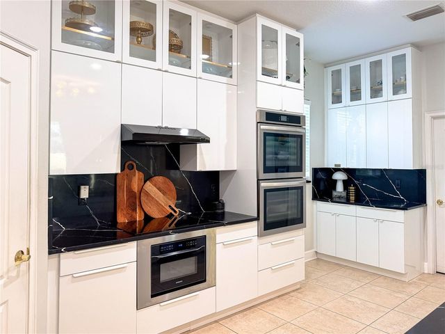 19930 DOLORES ANN COURT, Lutz, FL 33549