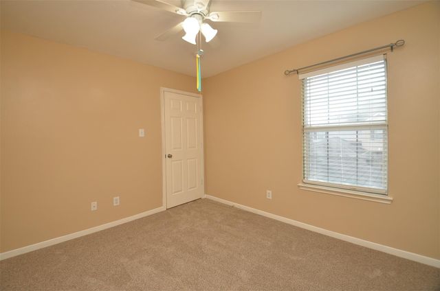 2911 Meadowglen Cove, Houston, TX 77082