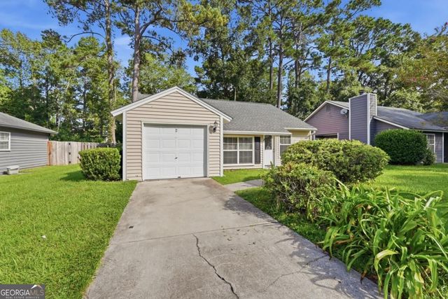 2 E White Hawthorne Drive, Savannah, GA 31419