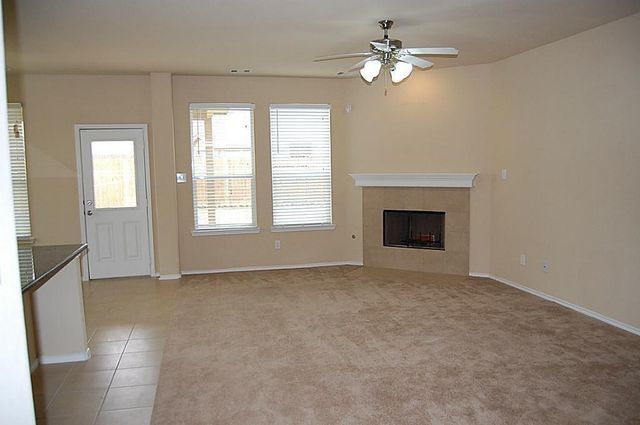 5634 Jay Thrush Drive, Richmond, TX 77407
