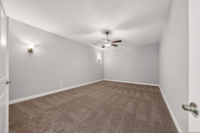 588 texas, Castroville, TX 78009