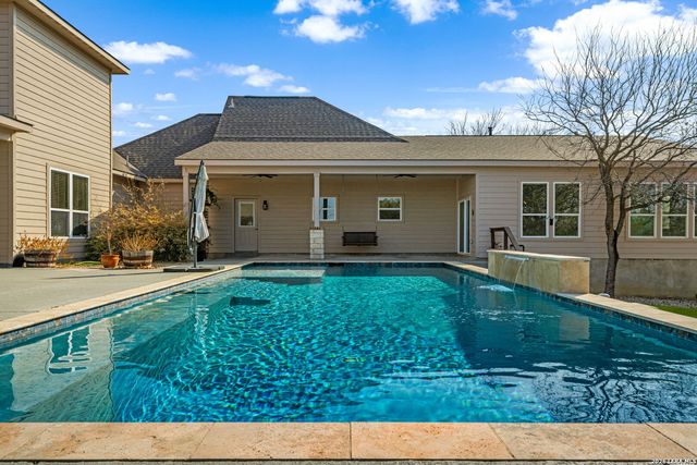 588 texas, Castroville, TX 78009