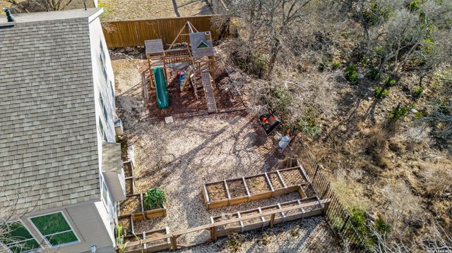 588 texas, Castroville, TX 78009