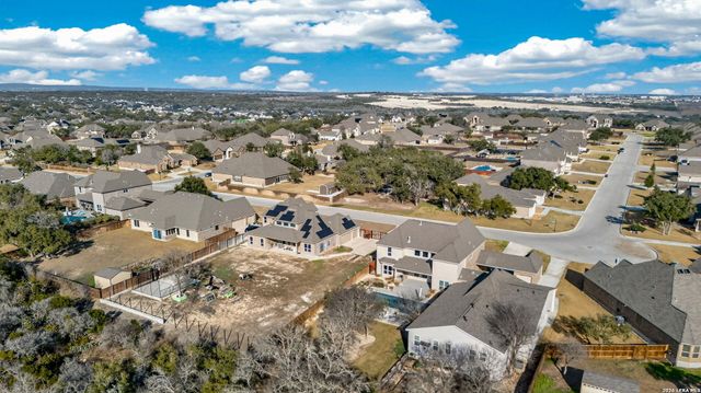 588 texas, Castroville, TX 78009