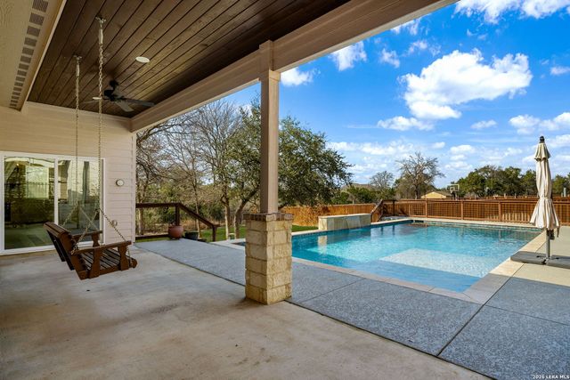 588 texas, Castroville, TX 78009