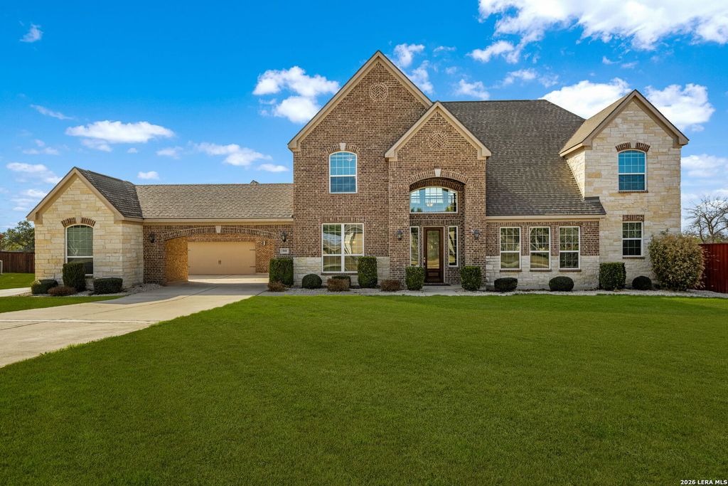 588 texas, Castroville, TX 78009