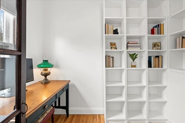 63 Airlie St, Worcester, MA 01606