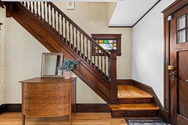 63 Airlie St, Worcester, MA 01606