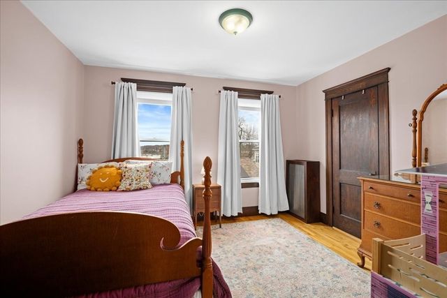 63 Airlie St, Worcester, MA 01606