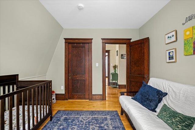 63 Airlie St, Worcester, MA 01606