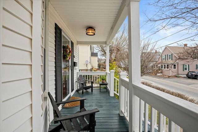 63 Airlie St, Worcester, MA 01606