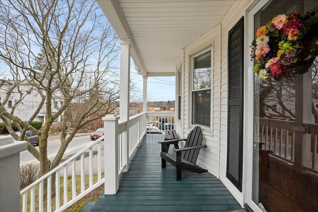 63 Airlie St, Worcester, MA 01606