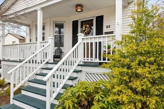 63 Airlie St, Worcester, MA 01606