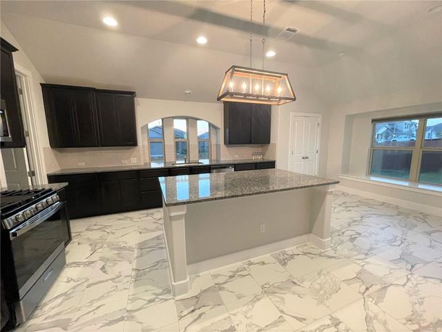 248 Tanda LN, Hutto, TX 78634