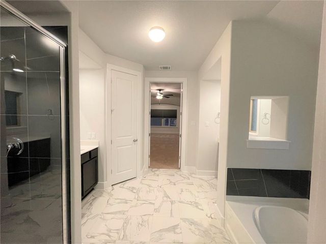 248 Tanda LN, Hutto, TX 78634